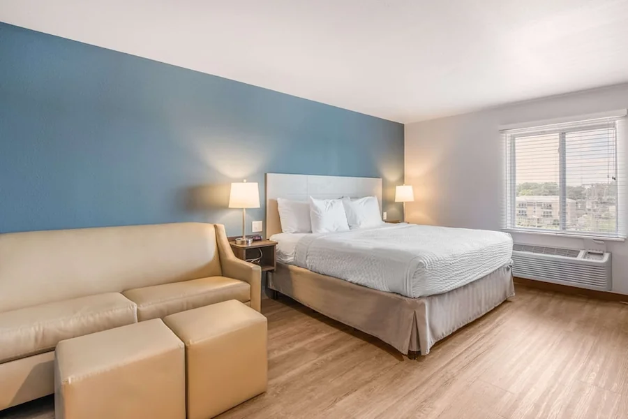 Woodspring Suites Chicago Midway