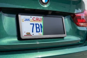 Electrochromic Technology Comes to Cars